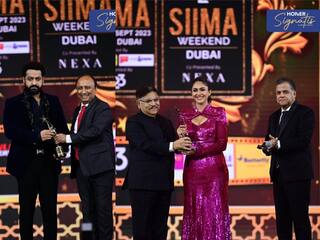 SIIMA Awards 2023: ஜூனியர் NTR முதல் மிருணாள் தாக்கூர் வரை... சைமா (SIIMA) விருதுகளை தட்டிய தூக்கிய பிரபலங்கள்..!