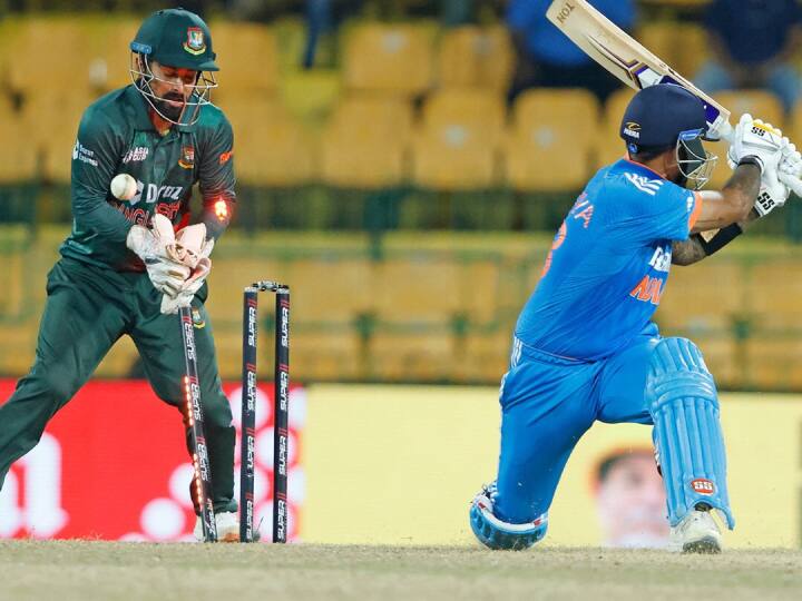 Suryakumar Yadav Record & Stats In ODI Format IND vs BAN Asia Cup Sports News Asia Cup 2023: सूर्यकुमार यादव को आखिर कब तक मिलता रहेगा मौका? वनडे में साबित हो रहे हैं औसत खिलाड़ी