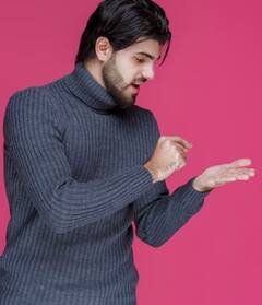 Health Care News: ਸਾਵਧਾਨ! ਜੇਕਰ ਹੱਥਾਂ ਨੂੰ ਹਮੇਸ਼ਾ ਆਉਂਦਾ ਪਸੀਨਾ...ਤਾਂ ਹੋ ਸਕਦੀ ਇਹ ਗੰਭੀਰ ਬਿਮਾਰੀ