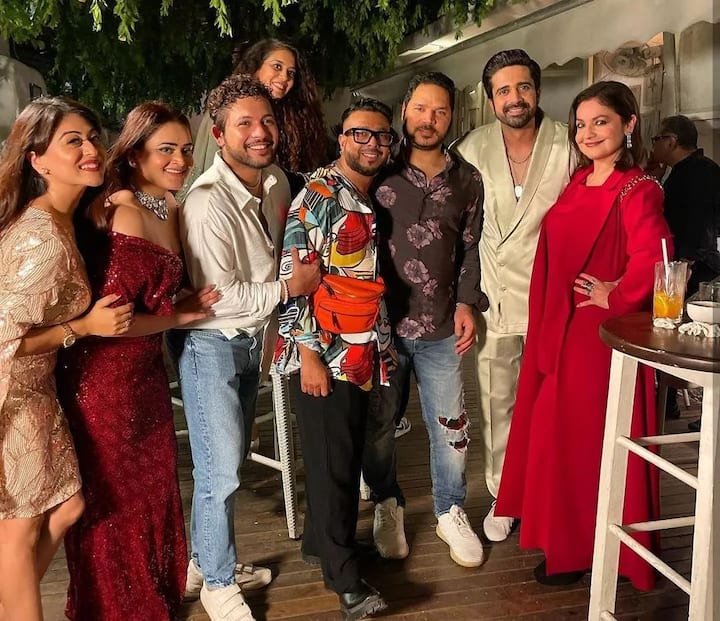 The bash was attended by Pooja Bhatt, Bebika Dhurve, Avinash Schdev, Falaq Naaz, Elvish Yadav and others.