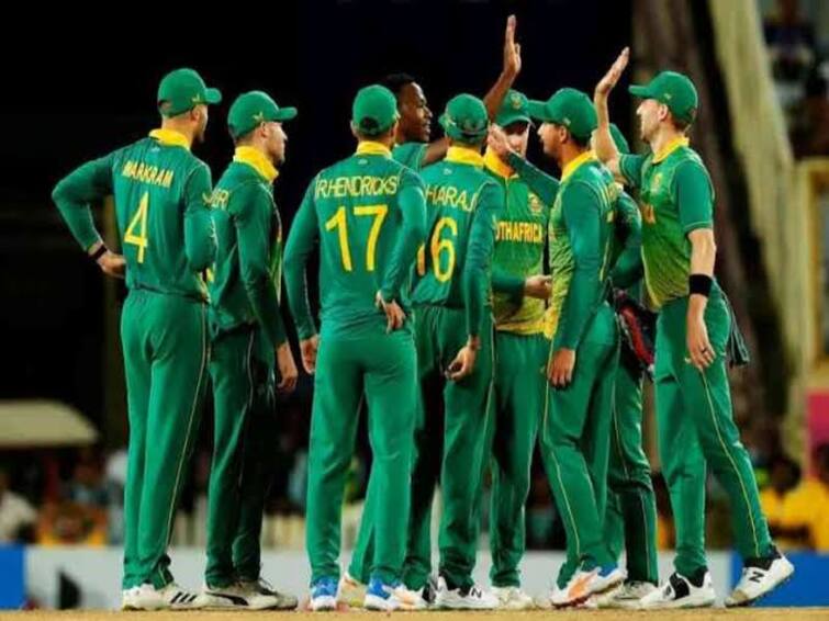 SA vs AUS: South Africa scored 400+ runs scored in an ODI innings for 7th times SA vs AUS: அதிகமுறை 400.. ஆஸ்திரேலியாவை ஆட்டம் காண வைத்த தென்னாப்பிரிக்கா.. 164 ரன்கள் வித்தியாசத்தில் வெற்றி!