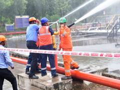 गुरुग्राम में LPG प्लांट में गैस लीक, अधिकारियों में मचा हड़कंप, NDRF ने संभाला मोर्चा, मॉक ड्रिल के दौरान ऐसा दिखा नजारा