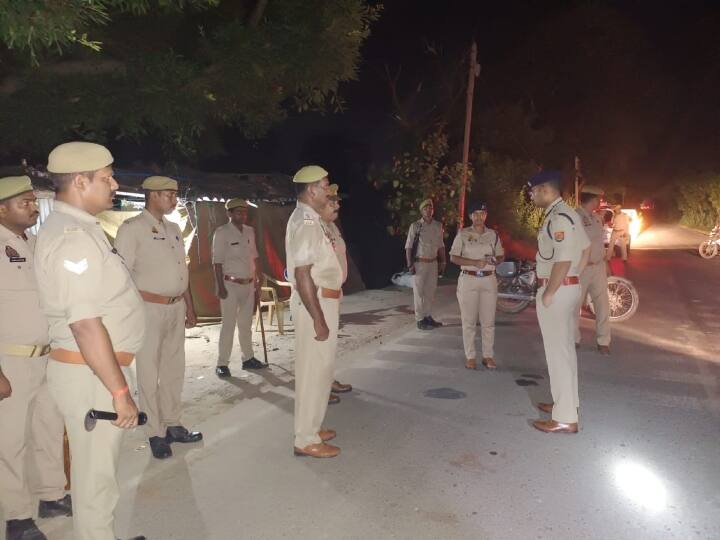 Basti IG SP surprise visit in the night many policemen including two inspector line hazir ANN Basti News: रात में ग्राउंड जीरो पर उतरे IG और SP, मौके से नदारद मिले दो दरोगा और जवान, हुआ बड़ा एक्शन