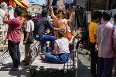 Vishwakarma Puja: ব্রহ্মা- বিশ্বকর্মারই রূপান্তর-বিশ্বসৃষ্টি করেন বলেই তিনি বিশ্বকর্মা