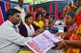 MK STALIN: மகளிர் உரிமை தொகை.! எதிர்பார்த்து காத்திருந்த பெண்களுக்கு சூப்பர் அறிவிப்பை சொன்ன ஸ்டாலின்