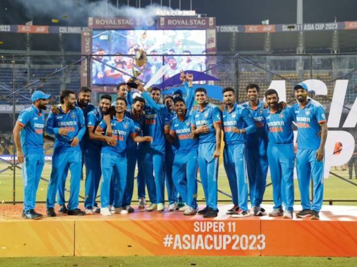 asia cup 2023 final india beat sri lanka by 10 wickets mohammed siraj took 5 wickets colombo ind vs sl final match report IND vs SL: एशिया का नया 'किंग' बना भारत, फाइनल में सिराज के सामने श्रीलंका ने टेके घुटने; सिर्फ 6.1 ओवर में जीती टीम इंडिया