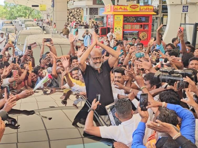 Actor Rajinikanth, who visited Coimbatore, was warmly welcomed by his fans Rajinikanth:  கோவை வந்த ரஜினிகாந்திற்கு உற்சாக வரவேற்பு.. திரளாக குவிந்த ரசிகர்கள்..!