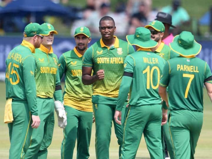 South Africa Beat Australia in 5th ODI By 122 Runs And Winning 5 Match ODI Series By 3-2 Margin SA vs AUS: वर्ल्ड कप से पहले ऑस्ट्रेलिया को लगा बड़ा झटका, साउथ अफ्रीका के खिलाफ 3-2 से गंवाई वनडे सीरीज