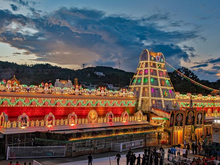 Tirumala Tirupati brahmotsavam live timings full details know Here Tirumala Tirupati: கோலாகலமாக தொடங்கிய திருப்பதி பிரம்மோற்சவம்:  நேரத்தோடு நிகழ்ச்சி நிரல் இதோ... முழு விவரம்