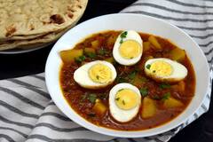 Aloo Egg Curry : உருளை முட்டைக்கறி...சப்பாத்தி, தோசைக்கு செம காம்பினேஷன்.. எப்படி செய்வது?