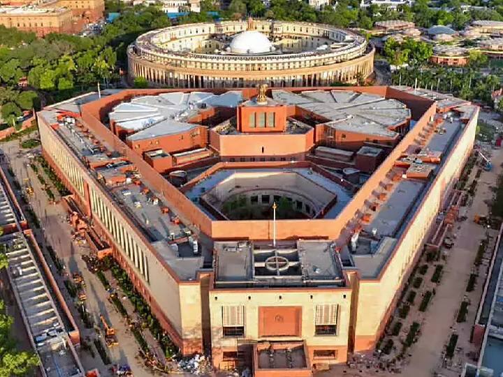 parliament special session tomorrow central government consult with all parties today Parliament Special Session: நாளை நாடாளுமன்ற சிறப்பு கூட்டத்தொடர்.. இன்று நடக்கிறது அனைத்து கட்சிகள் கூட்டம்..!