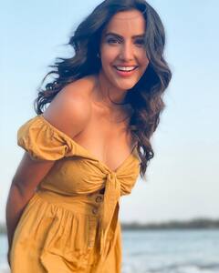 Priya Anand: ஒரு தேவதை பார்க்கும் நேரம் இது.. பர்த்டே பேபி பிரியா ஆனந்த் ஆல்பம்!