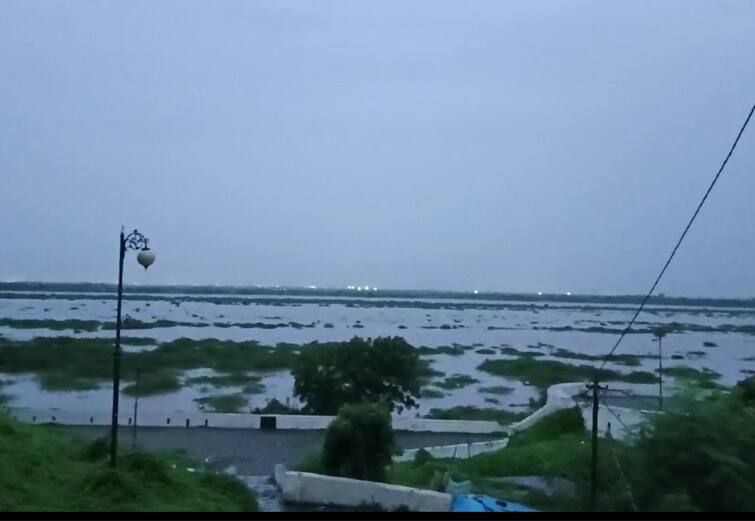 According to the forecast of Meteorological Department, there will be rain in these 9 districts of Gujarat today Gujarat Rain Forecast: રાજ્યના આ 9 જિલ્લામાં આજે પડશે અતિભારે વરસાદ, હવામાન વિભાગે કરી આગાહી