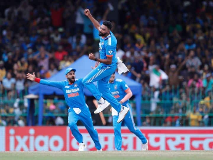 India Wins Asia Cup 2023 Final: भारत ने एशिया कप 2023 के फाइनल में श्रीलंका को हराकर खिताब जीता. इस मुकाबले में सिराज ने 6 विकेट झटके.