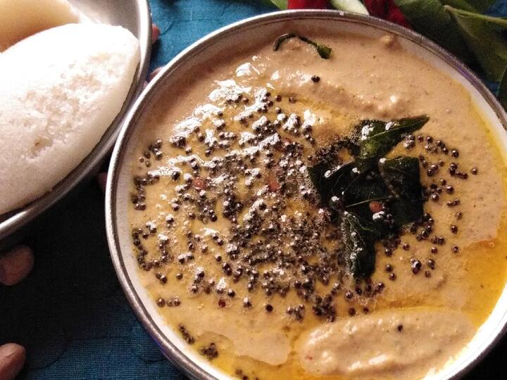 வேர்க்கடலையில் ஃபேட் புரோட்டின், புரதச்சத்து பொட்டாசியம் பாஸ்பரஸ், வைட்டமின் பி மற்றும் மெக்னீசியம் அதிகளவில் உள்ளது.