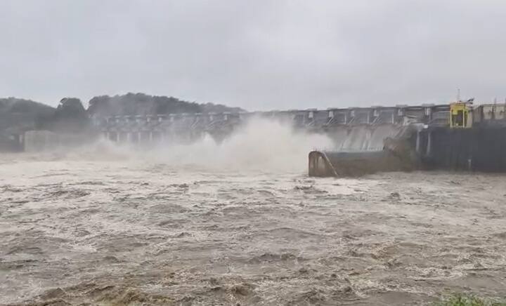 કડાણા ડેમ