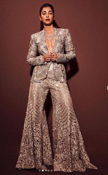 ਪੂਜਾ ਹੇਗੜੇ ਨੇ ਸ਼ੇਅਰ ਕੀਤਾ ਆਪਣਾ ਬੋਲਡ ਲੁੱਕ