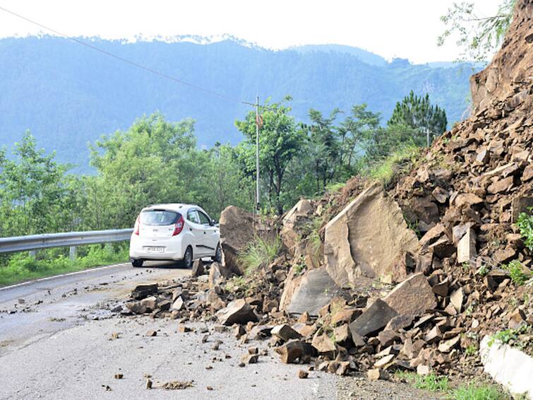 IIT Mandi NIT Mandi Other Institutes To Study Himachal Pradesh Landslides And Present Report In 2-3 Months HP Chief Secretary IIT Mandi, NIT Mandi And Other Institutes To Table Report On Landslide Study In 2-3 Months: Himachal Chief Secretary