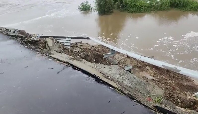 Mahisagar Rain: લુણાવાડા-ગાંધીનગરને જોડતો હાડોડ બ્રિજ બીજા દિવસે પણ વાહન વ્યવહાર માટે બંધ