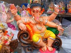 Ganesh Chaturthi 2023: गणेश चतुर्थी पर घर-घर विराजेंगे गजानन, तस्वीरों में देखें कोटा के बाजारों की रौनक