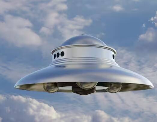 ਤੁਸੀਂ ਆਪਣੇ ਜੀਵਨ ਵਿੱਚ ਕਈ ਤਰ੍ਹਾਂ ਦੀ ਪੜ੍ਹਾਈ ਬਾਰੇ ਸੁਣਿਆ ਹੋਵੇਗਾ। ਪਰ ਕੀ ਤੁਸੀਂ ਕਦੇ ਏਲੀਅਨਸ ਨੂੰ ਸਮਝਣ ਅਤੇ ਲੱਭਣ ਦੀ ਪੜ੍ਹਾਈ ਬਾਰੇ ਸੁਣਿਆ ਹੈ?