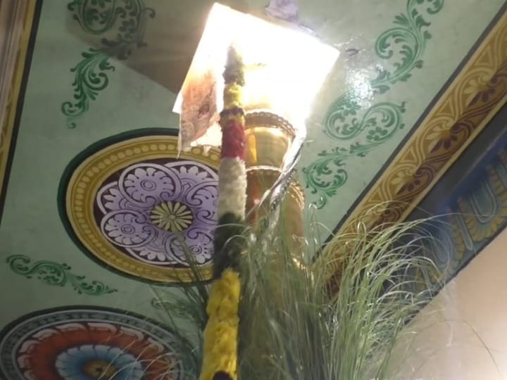 Puratasi 2023: கரூர் தான்தோன்றிமலை கல்யாண வெங்கட்ரமணசுவாமி கோவில் புரட்டாசி பெருந்திருவிழா; கொடியேற்றத்துடன் தொடக்கம்