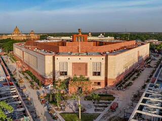 New Parliament House: આજથી 1200 કરોડ રૂપિયામાં બનેલી સંસદમાં બેસશે સાંસદો, ગુજરાતની કંપનીએ બનાવી હતી ડિઝાઇન