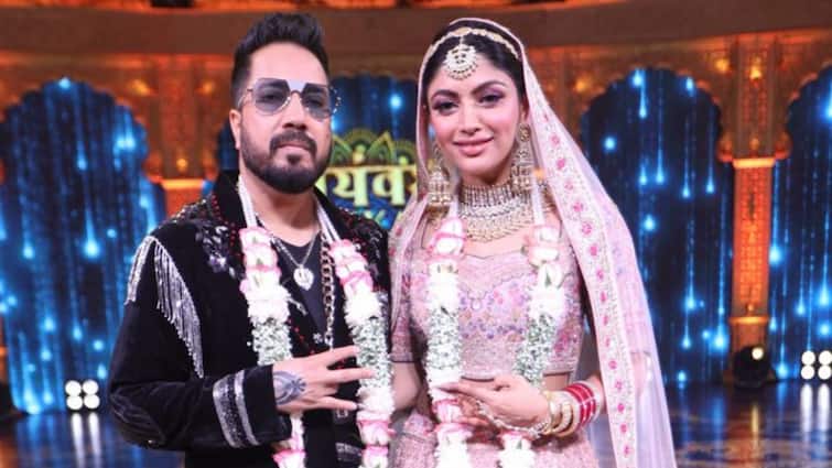Mika Singh: Singer Mika Singh shares why he dont want to get married with Akankha Puri know in details Mika Singh: স্বয়ম্বর সভা করে মালা দিয়েছিলেন আকাঙ্খার গলায়, অথচ তাঁকে বিয়ে করতে নারাজ মিকা সিংহ!