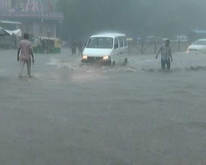 Gujarat Rain Alert: Chance of rain in Gujarat during the next three hours, know- how will the weather be in your district? આગામી ત્રણ કલાક રાજ્યના આ જિલ્લામાં વરસાદની આગાહી, જાણો ક્યા જિલ્લામાં કેવો વરસાદ પડશે