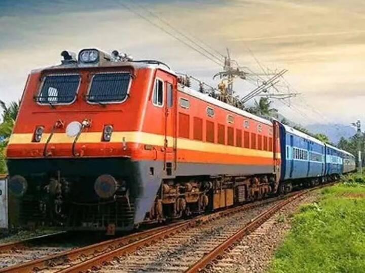 Indian Railways Trains en route Rajasthan cancelled many routes changed Due to heavy rainfall Ann Rajasthan: यात्रीगण कृपया ध्यान दें! भारी बारिश के चलते राजस्थान से गुजरने वाली कई ट्रेनें रद्द, कुछ का बदला गया रूट