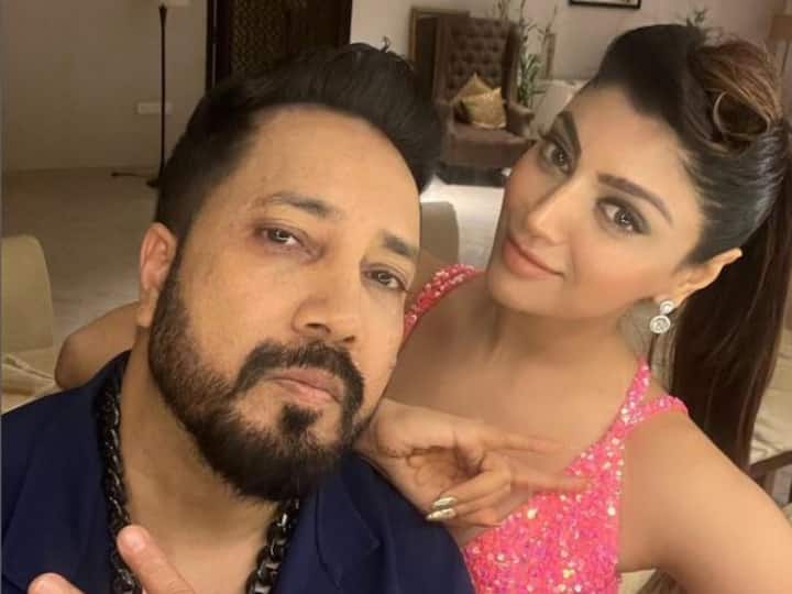 Mika Singh On Not Marrying Former Bigg Boss OTT 2 Contestant Akanskha Puri: '...Not Meant To Be With Each Other' Mika Singh On Not Marrying Former Bigg Boss OTT 2 Contestant Akanskha Puri: '...Not Meant To Be With Each Other'