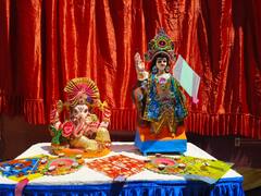 Vishwakarma Puja 2023 : বিশ্বকর্মা পুজোর আগেই দুর্গাপুজোর ব্যানার উদ্বোধনে বাস্তবের বিশ্বকর্মাদের সম্মান ! উদ্যোগে সমাজসেবী সংঘ