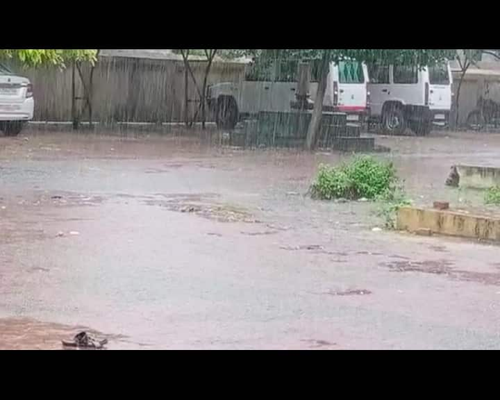 Rain fell in 131 talukas in four hours, with seven and a half inches being the highest in Junagadh's Visavadar ચાર કલાકમાં 131 તાલુકામાં વરસાદ ખાબક્યો, સૌથી વધુ જૂનાગઢના આ તાલુકામાં  સાડા સાત ઇંચ પડ્યો