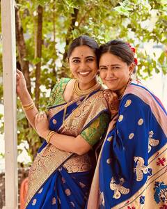 Mrunmayee Deshpande: मृण्मयी आणि गौतमीनं शेअर केले खास फोटो; फोटोवर नेटकऱ्यांनी केला लाइक्स आणि कमेंट्सचा वर्षाव