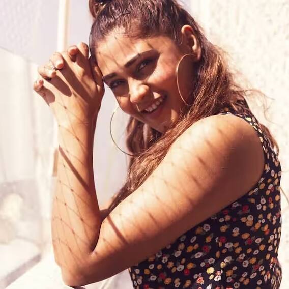 From Tapasya to Komolika, this cultured daughter-in-law of TV won the hearts of fans by becoming a villain. From Tapasya to Komolika, this cultured daughter-in-law of TV won the hearts of fans by becoming a villain.