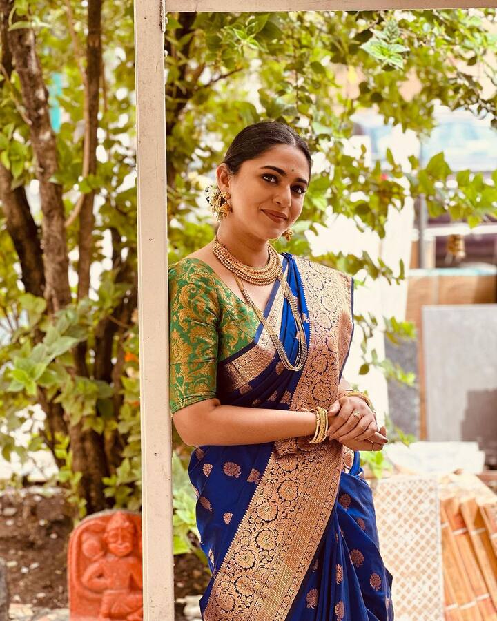 मृण्मयीनं शेअर केलेल्या फोटोनं अनेकांचे लक्ष वेधले आहे.
