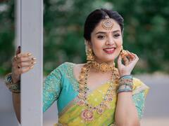 Sreemukhi: జింగ్ జింగ్ అమేజింగ్ - శ్రీముఖి అందానికి, చిరునవ్వు టేక్ ఏ బో!