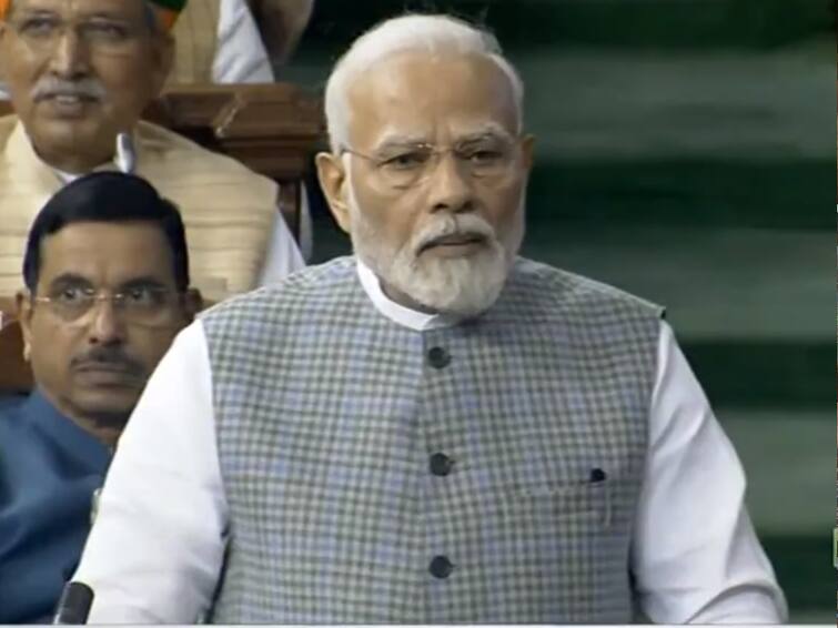 Prime minister Modi Comments on Old Parliament Building in Parliament special session పాత పార్లమెంటు భవనం రాబోయే తరానికి స్ఫూర్తి: ప్రధాని మోదీ