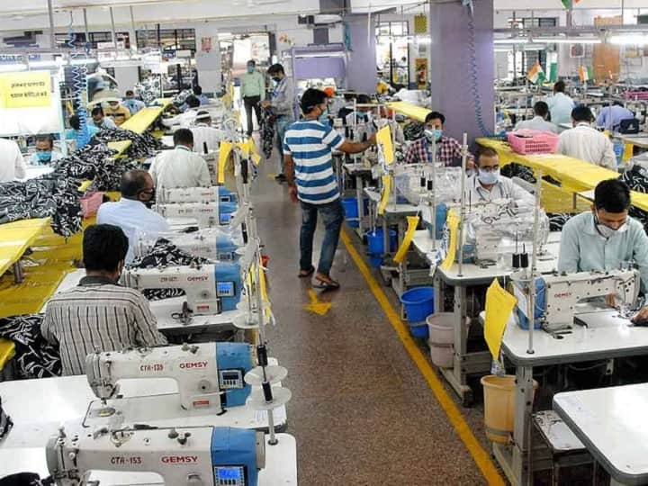 Manufacturing PMI at 5 months low level due to decline in new order growth in September Manufacturing PMI: देश में विनिर्माण में दिखी कमी, सितंबर में मैन्यूफैक्चरिंग पीएमआई 5 महीने के निचले स्तर पर
