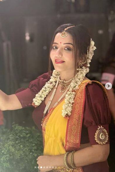 ਉਸ ਦਾ ਹਰ ਲੁੱਕ ਸੋਸ਼ਲ ਮੀਡੀਆ 'ਤੇ ਆਉਂਦੇ ਹੀ ਵਾਇਰਲ ਹੋਣਾ ਸ਼ੁਰੂ ਹੋ ਜਾਂਦਾ ਹੈ।