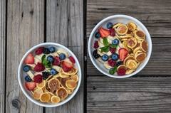 Health Tips : फळे खाण्याची योग्य वेळ कोणती? चुकीच्या वेळी खाल्ल्यास काय होईल? पाहा