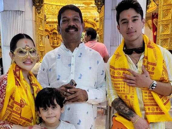Uorfi Javed Pics: गणेश चतुर्थी से पहले रेड सूट पहनकर प्रतीक के साथ सिद्धिविनायक मंदिर पहुंचीं उर्फी, एक्ट्रेस के चश्मे ने खींचा फैंस का ध्यान
