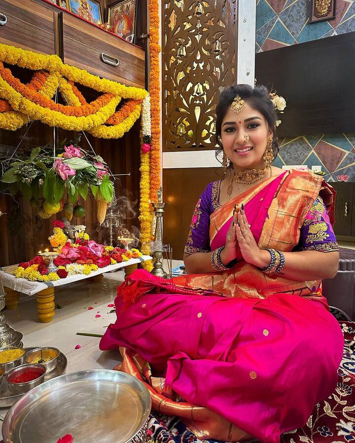 వినాయక పూజలో మంజుల పరిటాల.