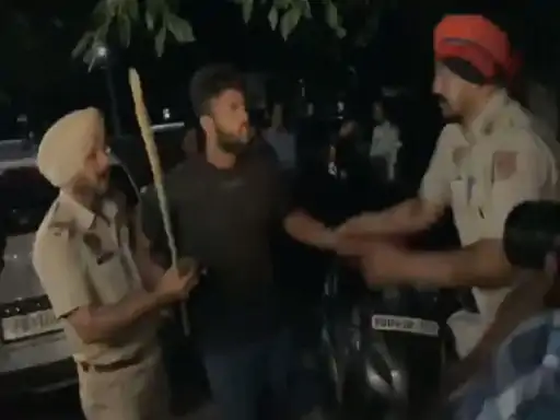 Crime: ਜਲੰਧਰ ਚੱਲੀਆਂ ਗੋਲੀਆਂ, ਦੋ ਧਿਰਾਂ 'ਚ ਜ਼ਬਰਦਸਤ ਟੱਕਰ,  ਬੱਚਿਆਂ ਦੀ ਲੜਾਈ ਨੇ ਧਾਰ ਲਿਆ ਹਿੰਸਕ ਰੂਪ