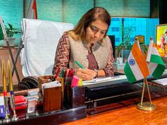 दिल्ली में एमसीडी के अस्पतालों का होगा कायाकल्प, महापौर शैली ओबेरॉय ने दी अहम जानकारी