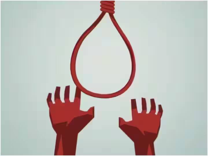 Jalaun News: खुदकुशी का 'नाटक' मौत में बदला, टेबल खिसकते ही हो गया हादसा, मां के सामने गई बच्चे की जान Jalaun Boy death in suicide prank as blind mother could not to save child Jalaun News: खुदकुशी का 'नाटक' मौत में बदला, टेबल खिसकते ही हो गया हादसा, मां के सामने गई बच्चे की जान