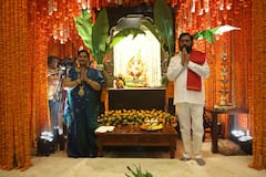 'वर्षा'वर विघ्नहर्त्याचं आगमन; महाराष्ट्र सुजलाम्, सुफलाम आणि समृद्ध व्हावा, मुख्यमंत्र्यांचं बाप्पाकडे साकडं