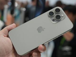 iPhone 15 vs 15 Pro: इन 5 कारणों की वजह से आपके लिए बेस मॉडल ही है बेस्ट चॉइस