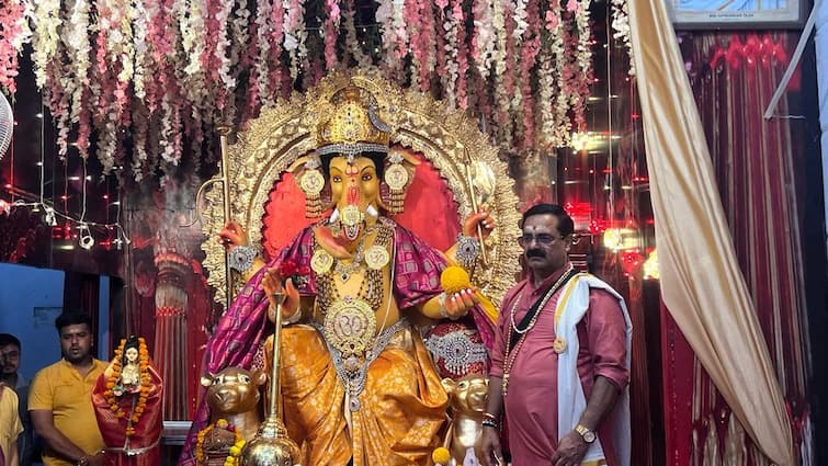 Ganesh Chaturthi 2023 everywhere Ganesh Utsav celebration started in Delhi Ganpati Bappa Moriya ann Ganesh Chaturthi 2023: दिल्ली में गणेश उत्सव की धूम, जगह-जगह विराजे गणपति बप्पा मोरिया