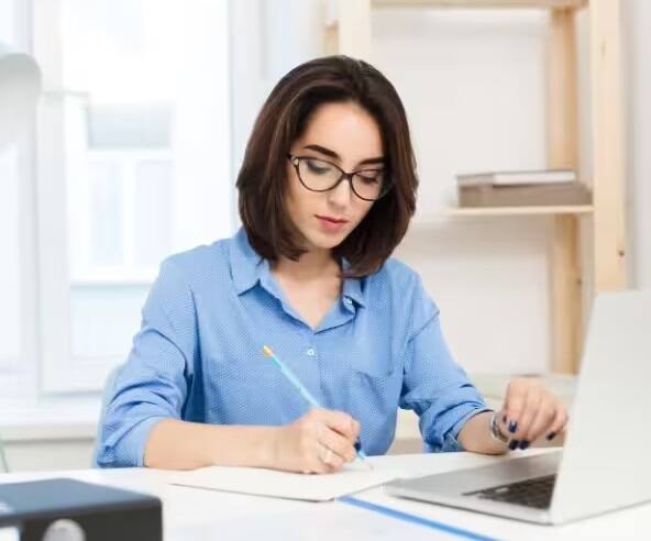 CAT 2023 માટે અરજી કરવાની છેલ્લી તારીખ લંબાવવામાં આવી હતી. આવતીકાલે એટલે કે 20 સપ્ટેમ્બર 2023, બુધવાર છેલ્લી તારીખ છે. જો તમે હજી સુધી ફોર્મ ભર્યું નથી તો હમણાં જ ફોર્મ ભરો. તમને આવી તક ફરીથી ક્યારેય નહીં મળે.